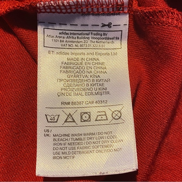 ⚽️ Manchester United soccer unisex T-shirt, size small - Picture 10 of 10